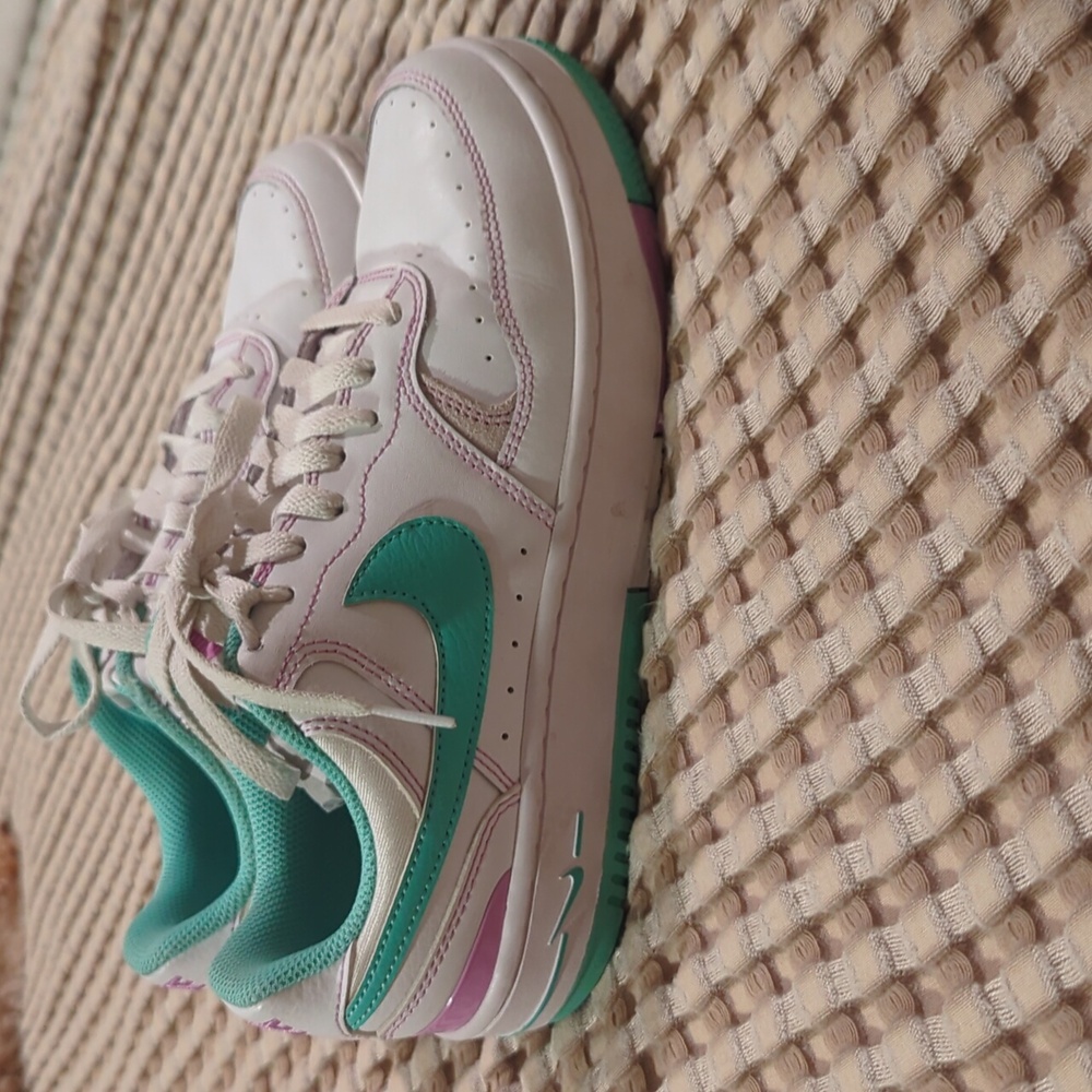 Women's Nike Gamma Force